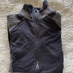 Long sleeve Running Top size 6